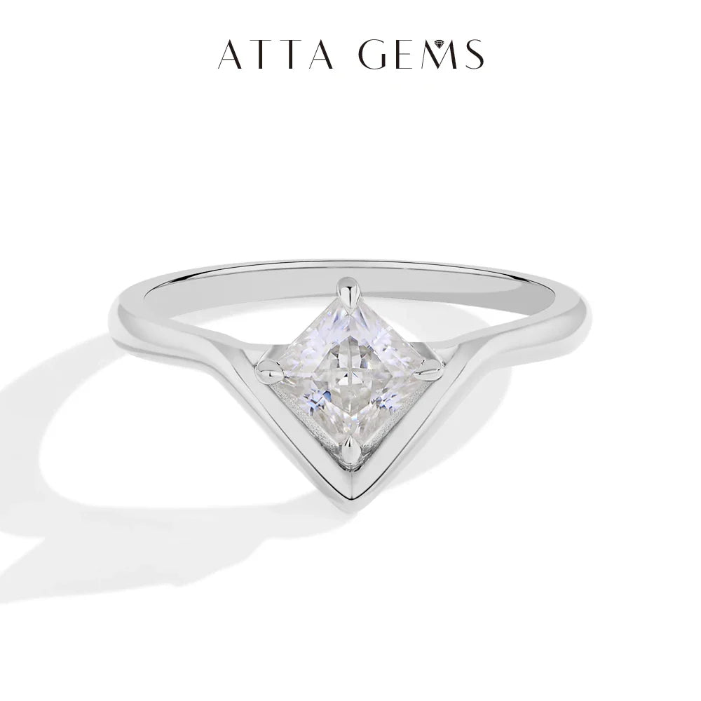 Princess Cut Moissanite Engagement Ring – 0.8 Carat | 925 Sterling Silver